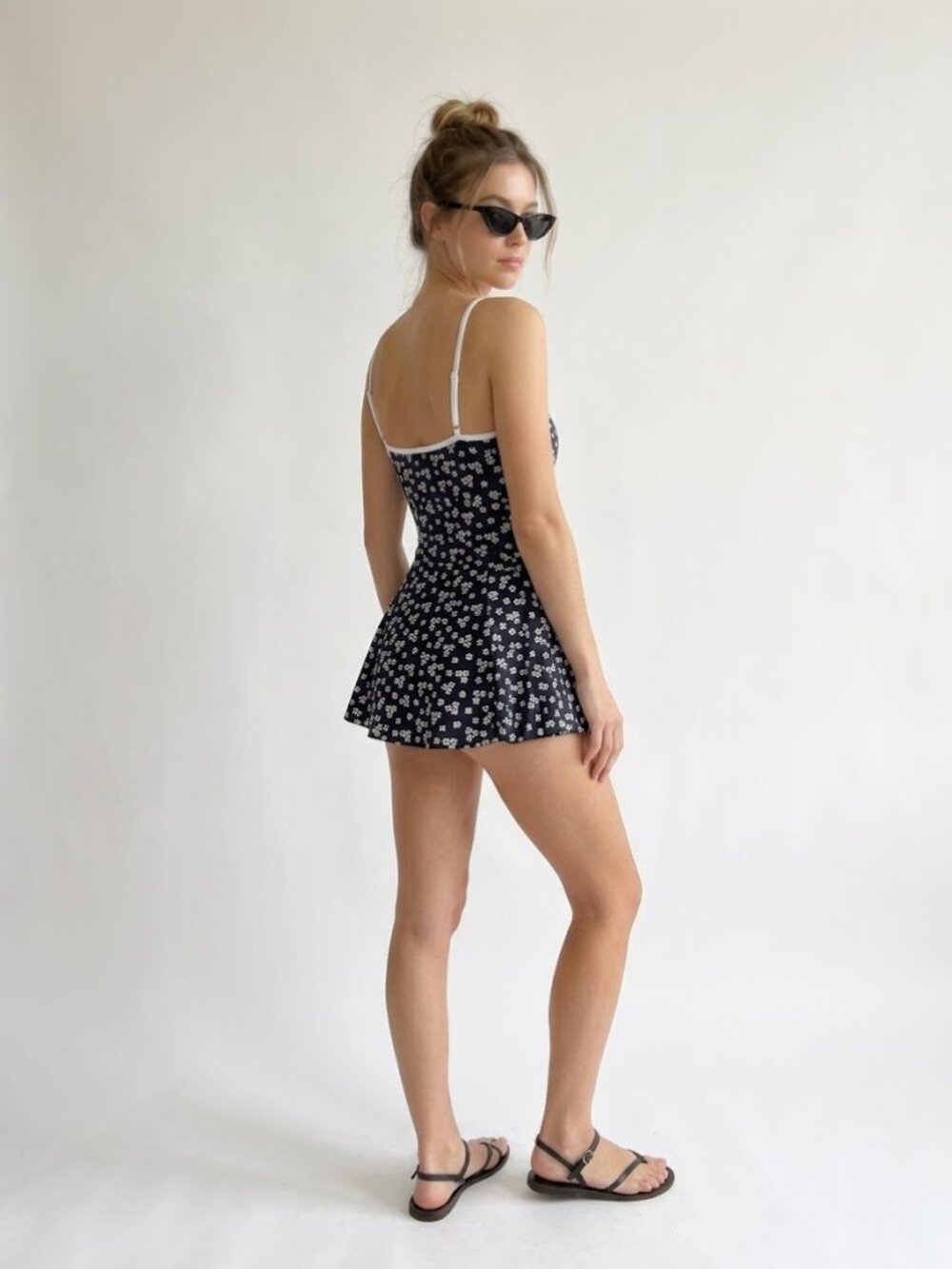 Vintage 80s 90s Mainstream Black Floral Skirted Swimsuit Swimdress S?M